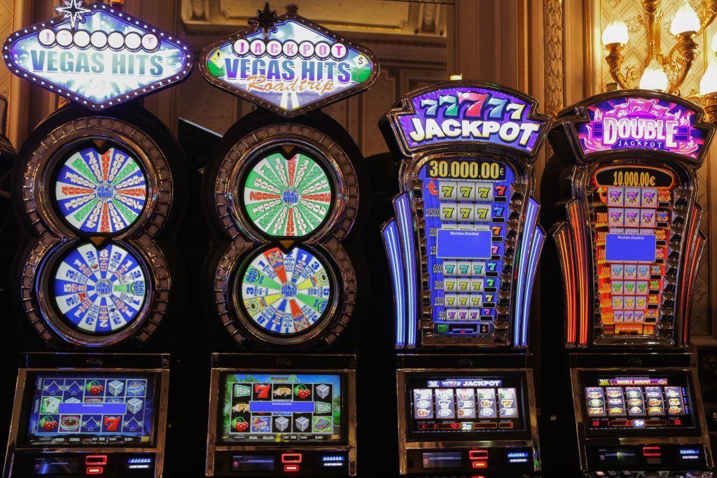 How to Tell If a Slot Machine is Ready to Pay